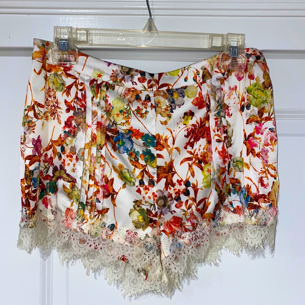 Cute summer shorts size small